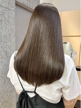 アールヘアーデザイン 藤が丘(r hair design)の写真/毛先まで潤うヘアに♪大人気《カシミヤトリートメント》で髪の芯から潤い、艶感のある美髪に導きます☆