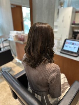 アル 日野(AL) レイヤーカットナチュラルハイトーンデザインカラー[日野駅]