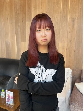 トップヘアーヒルズ 安城(TOP HAIR HILLS) レッド系カラーの顔周りレイヤースタイル