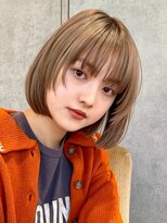 イメチェン/ホワイトブロンド/外ハネボブ/ワイドバング/表参道