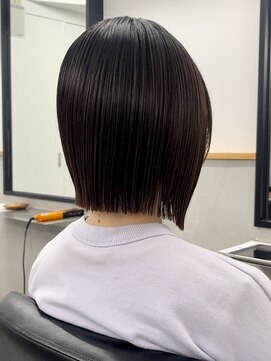 ラフ 新宿(Laff) 切りっぱなしボブ/レイヤーボブ/ぱっつんボブ