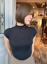 トレンチ(TRENCH) 【 TSUJI 】ボブ ミニボブ レイヤー オリーブベージュ