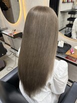 ルノン シェリー(LUNON cheliy)&nbsp;黒髪クラゲヘアーオリーブグレー小顔ココアベージュ