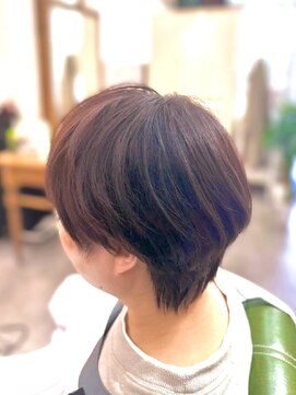 オーワンシーオー(o1co) 【 BTSテテ / ツーブロマッシュ / マッシュ / ピンクベージュ 】