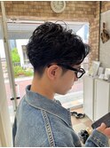 刈り上げフェザーショート