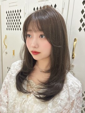 ルル 宇都宮(Loulou) オリーブベージュ×顔周りレイヤースタイル