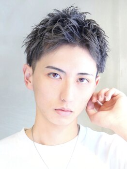 AUN. by KUROT【アウンバイクロト】【11/11 OPEN（予定）】の写真/平日は20時まで営業しています。仕事終わりに髪の毛を整えて自分を磨く至福のひととき☆