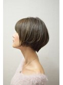 ダイヤモンドシルエットのシンプルなショートボブ
