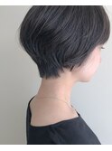 PiED DE POULEショート×暗髪アッシュブラック