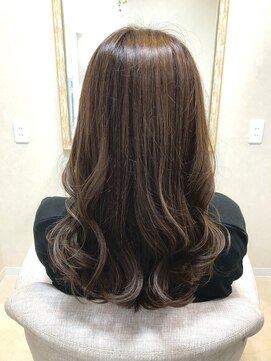 マロ(Maro) 秋冬テラコッタカラー