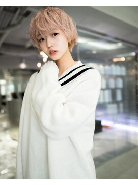 ジェム(GEM) 無造作ショートピンクベージュ