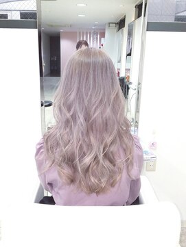 メルマードバーベル(Mermard Bavel) ホワイトアッシュベージュ