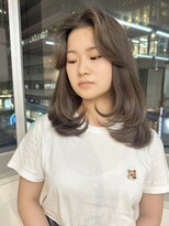 ミョンシル&nbsp;【myonsil 山田】レイヤーカット/グレージュカラー