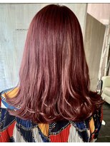 ココカラヘアー ニコ(cococara hair nico)&nbsp;ピンク/ボルドー/カシスカラー/切りっぱなし/韓国/ブリーチなし