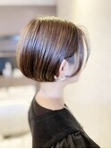 大人刈上げ丸み耳掛けショート20代30代40代