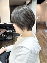 ジールヤマグチ 朝霧駅前店&nbsp;【レイヤーボブ】マーブ/イルミナカラー/白髪ぼかし/韓国