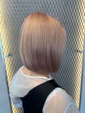 スリーバイベルベット(THREE...by velvet) メルティーベージュ♪ブリーチカラー/ミルクティー/オージュア