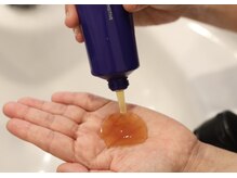 シェリー(CHERIE)の雰囲気(当サロン自慢のハニーパックを使ったヘッドキュア。)