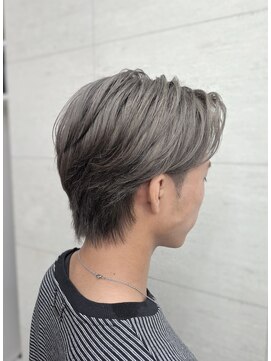 ノミネーション(Nomination) ツーブロセンターパート×グレーアッシュ