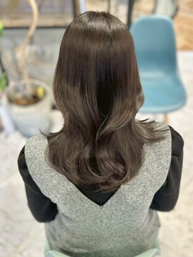 ロンドリゼル 札幌(Lond RiseL) ミディアムレイヤーカット/オリーブグレー/韓国風/小顔前/札幌