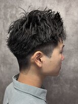 スピン 本八幡(SPIN) MEN’S HAIR/サーフカール/刈り上げセンターパート/本八幡