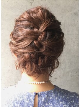 シュリット(schritt) ゆるふわ編み込みスタイル