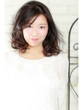 エノワ ヘアラウンジ 浦和駅西口本店(enowa HAIR LOUNGE) [浦和駅/enowa]ミディアムグラデーション