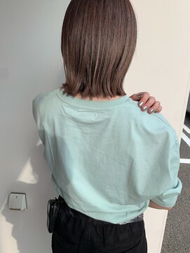 美容室 アイディー i-dee 切りっぱなしボブ