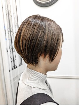 パース 横浜(PERS) ベージュショートボブ