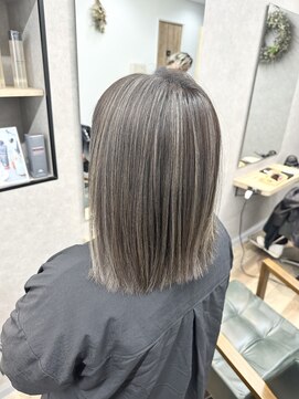 リベストバイジェービー 稲毛(li best. byjb) ピンクベージュ/インナーグレージュ/マチルダボブ/前髪【稲毛】