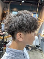 アンドワークス(&works)&nbsp;【上島スタイル】マッシュ×波巻きパーマ