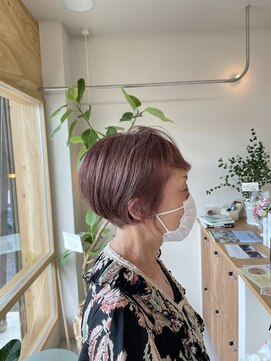 オレオール(aureole) くせ毛をいかしたボブ