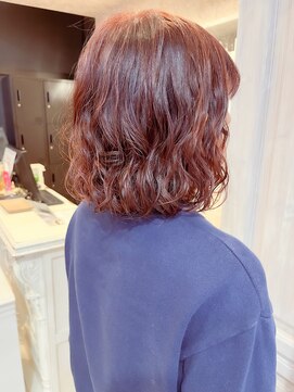 キャアリー(Caary) 福山人気外国人風くるくるボブパーマカシスピンクカラー20代30代