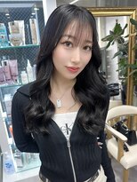 リア(riah)&nbsp;韓国風レイヤー/ゆるふわカール/立体感/ナチュラルブラック