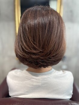 ランプ(Lampe)の写真/【善通寺/金蔵寺】ファーストグレイの方必見！ファッション感覚で楽しめる白髪染めをご提案します♪