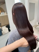 アイリス(IRIS) 大人シアーベージュミニウルフボブミディアムレイヤー