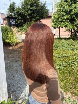 オレンジベージュ