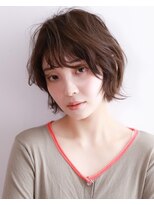 メノン(Menon)&nbsp;ショートカット　大人可愛い　外ハネ　レイヤーボブ