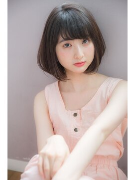 ガーデントウキョウ(GARDEN Tokyo) 大人モーブカラー小顔ワイドバングひし形ボブ【KOMAKI】