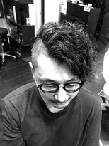 オムヘアーバイグルーマーズ(HOMME HAIR by GROOMER/S)&nbsp;#サイドパートモヒカン#スパイラルパーマ#Hommehair2nd櫻井
