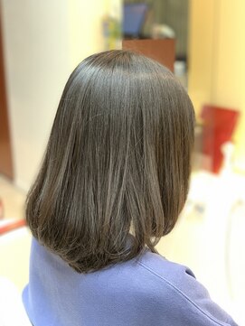 クオリス 上板橋店(QUALIS) 大人可愛い小顔Cカールナチュラルストレート/アッシュベージュ