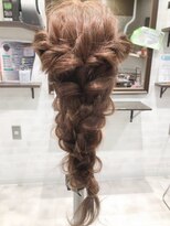 スリービープラス(3beplus)&nbsp;アレンジスタイル・編みおろしスタイル