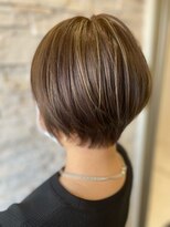 トータルビューティサロン シェリ(total beauty salon cheri)&nbsp;レイヤーショート×ハイライト