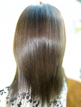 エムスリーディーミュゼステージ(M3D) ピコカラー&ピコトリートメントストレート仕上げ