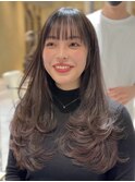 （レイヤーカット/韓国ヘア/前髪/ワンカール/小顔/ブラウン）