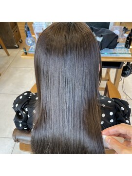 ペイジバイネオリーブ 吉祥寺店(Paige by Neolive) 黒髪/グレーベージュ/レイヤーロング/前髪パーマ/吉祥寺