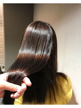 カミケンガレリア(kamiken. galleria) 潤い美髪ツヤなめらか髪質改善カラーエステ【カミケンガレリア】