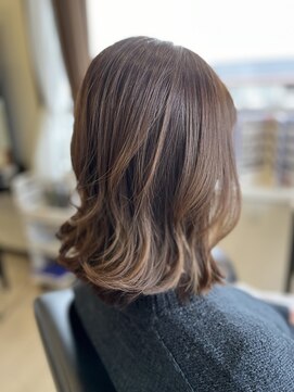 コア フィール ア デイ(COIFFURE A DAY) 【M3D見附今町】髪質改善カラー