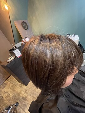 ココシア(COCOXIA) 軽やかショートボブ