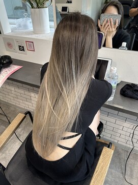 カラ 京都河原町(Kala) ハイライトバレイヤージュダブルカラーケアブリーチ20代30代
